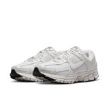 WMNS Nike Zoom Vomero 5, WHITE/VAST GREY-BLACK-SAIL